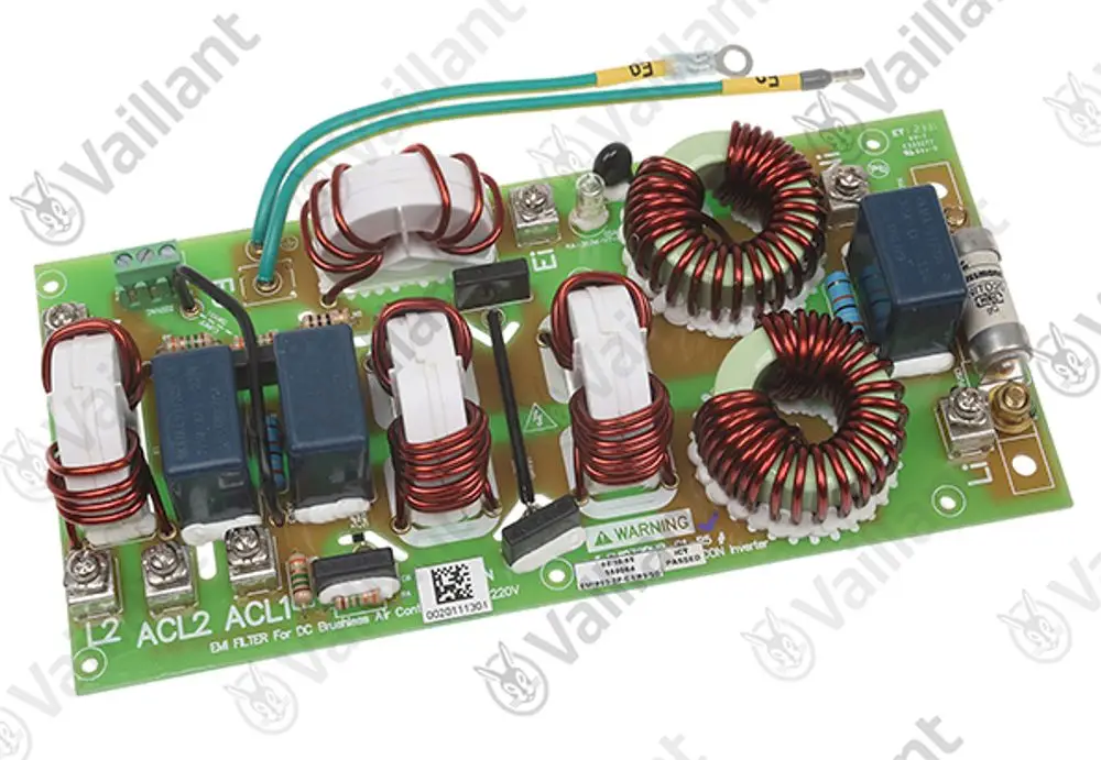 Vaillant Elektronikbaustein mit mehreren Spulen, Relais und Anschlüssen, entworfen als EMC Filter für den Betrieb in elektrischen Systemen.